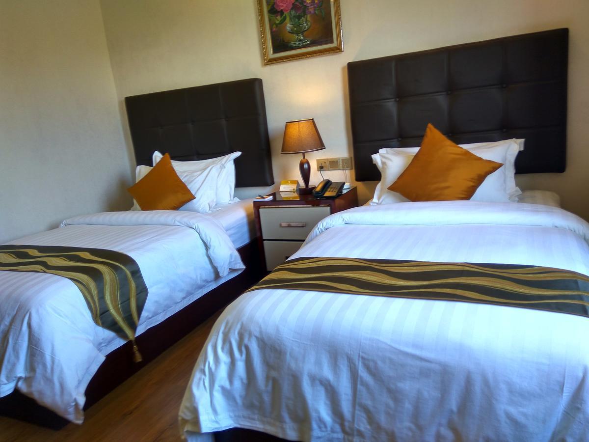 โรงแรม โรงแรมรอยัล ฮินทาร์